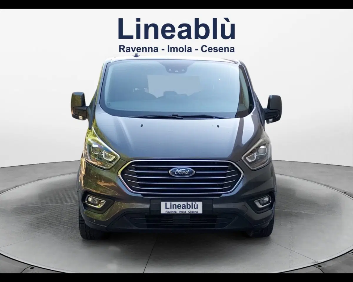 Ford Tourneo Custom usata a Ravenna (8)
