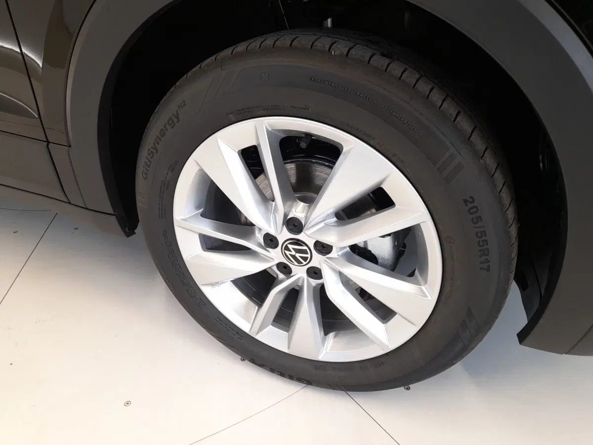 Volkswagen T-Cross nuova a Bologna (7)