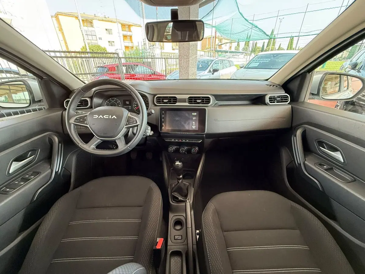 Dacia Duster usata a Brescia (9)