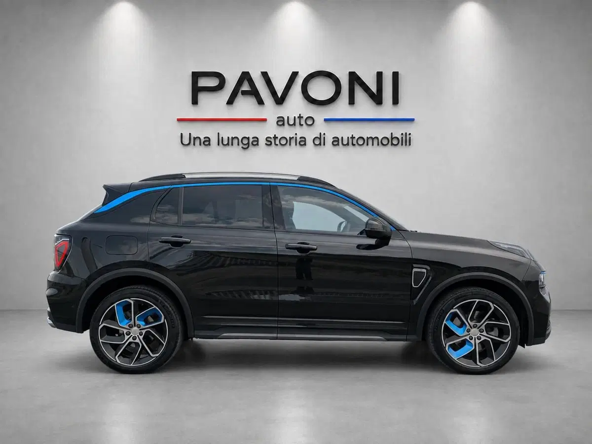 Lynk & Co 01 usata a Pescara (4)