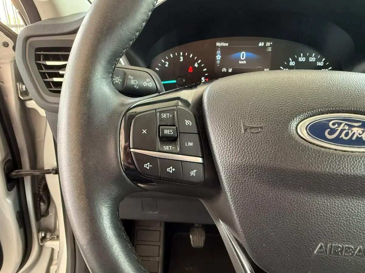 Ford Kuga usata a Brescia (13)