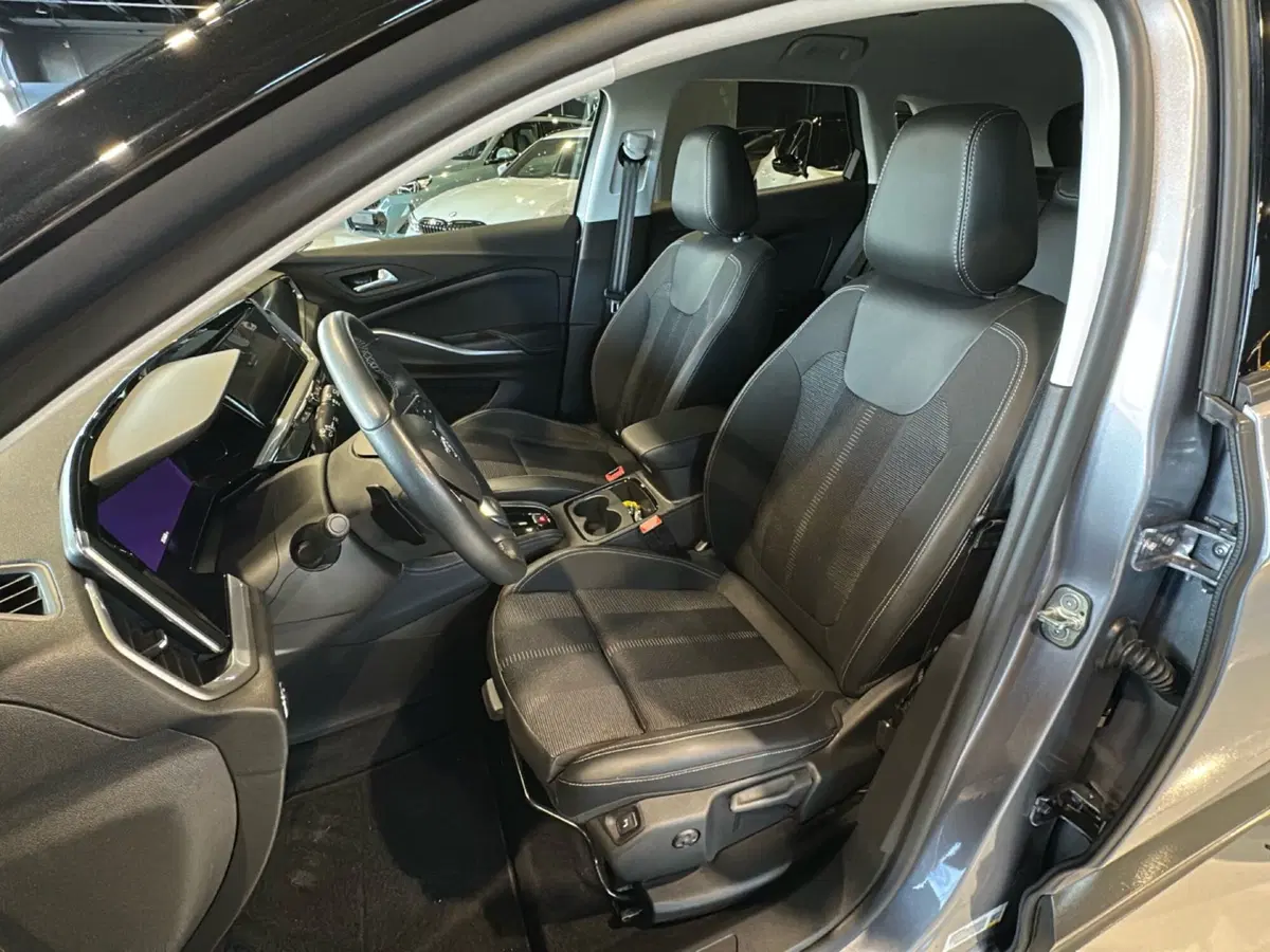 Opel Grandland usata a Vicenza (15)