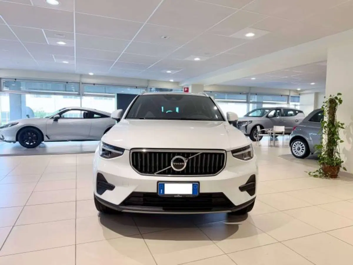 Volvo XC40 usata a Savona (3)