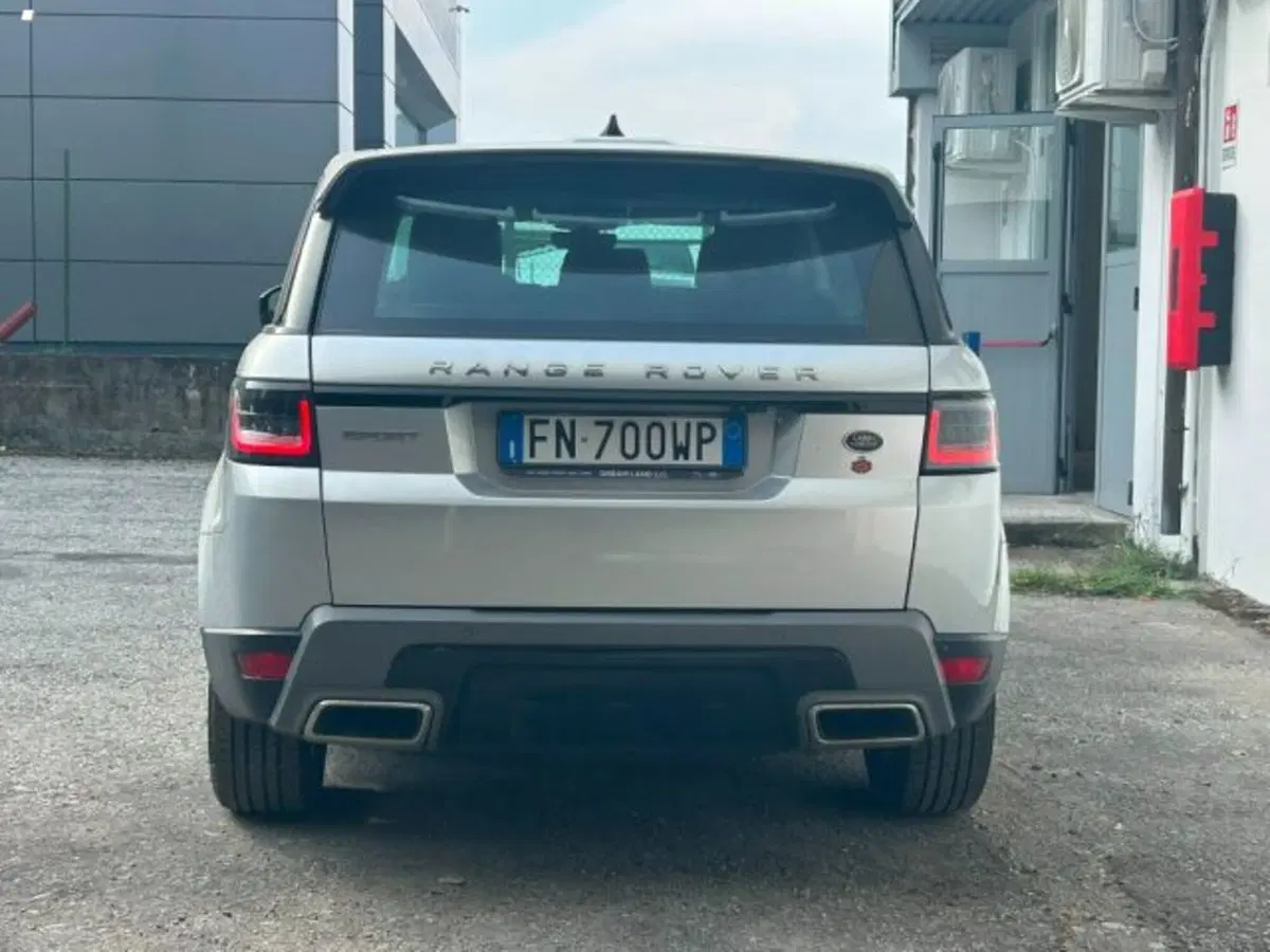 Land Rover Range Rover Sport usata a Lucca (3)
