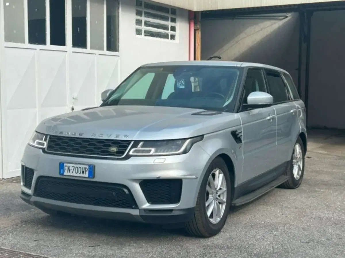 Land Rover Range Rover Sport usata a Lucca (6)