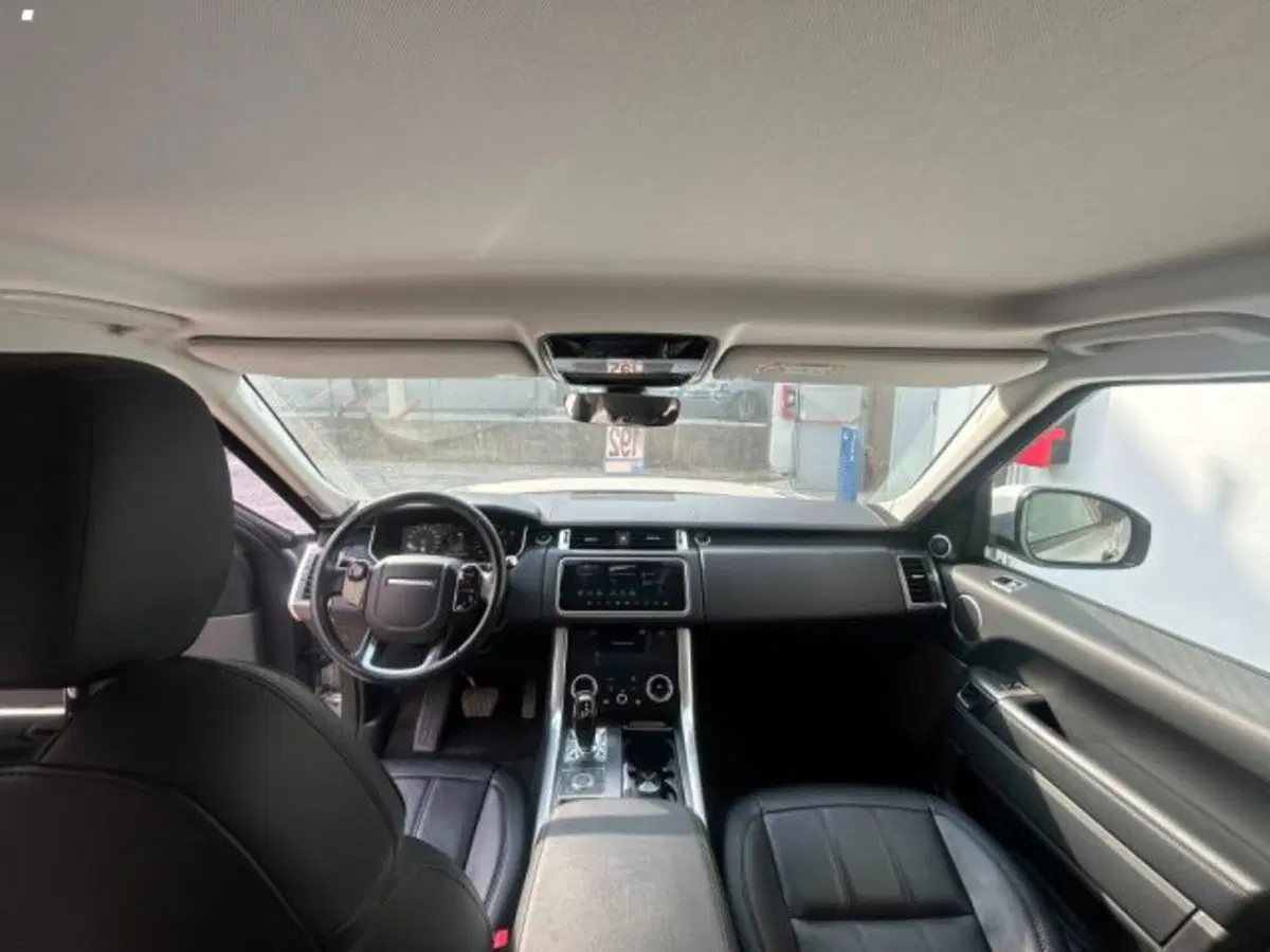 Land Rover Range Rover Sport usata a Lucca (7)