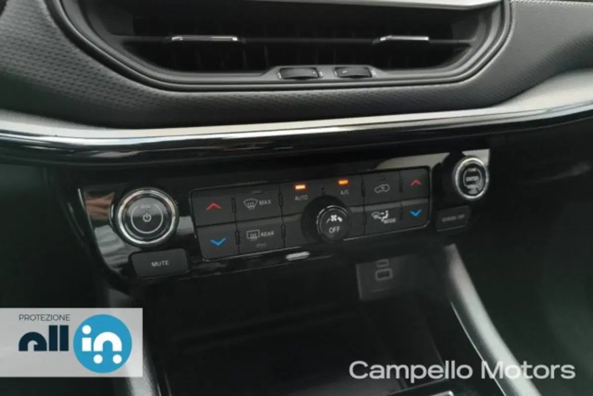 Jeep Compass usata a Venezia (12)