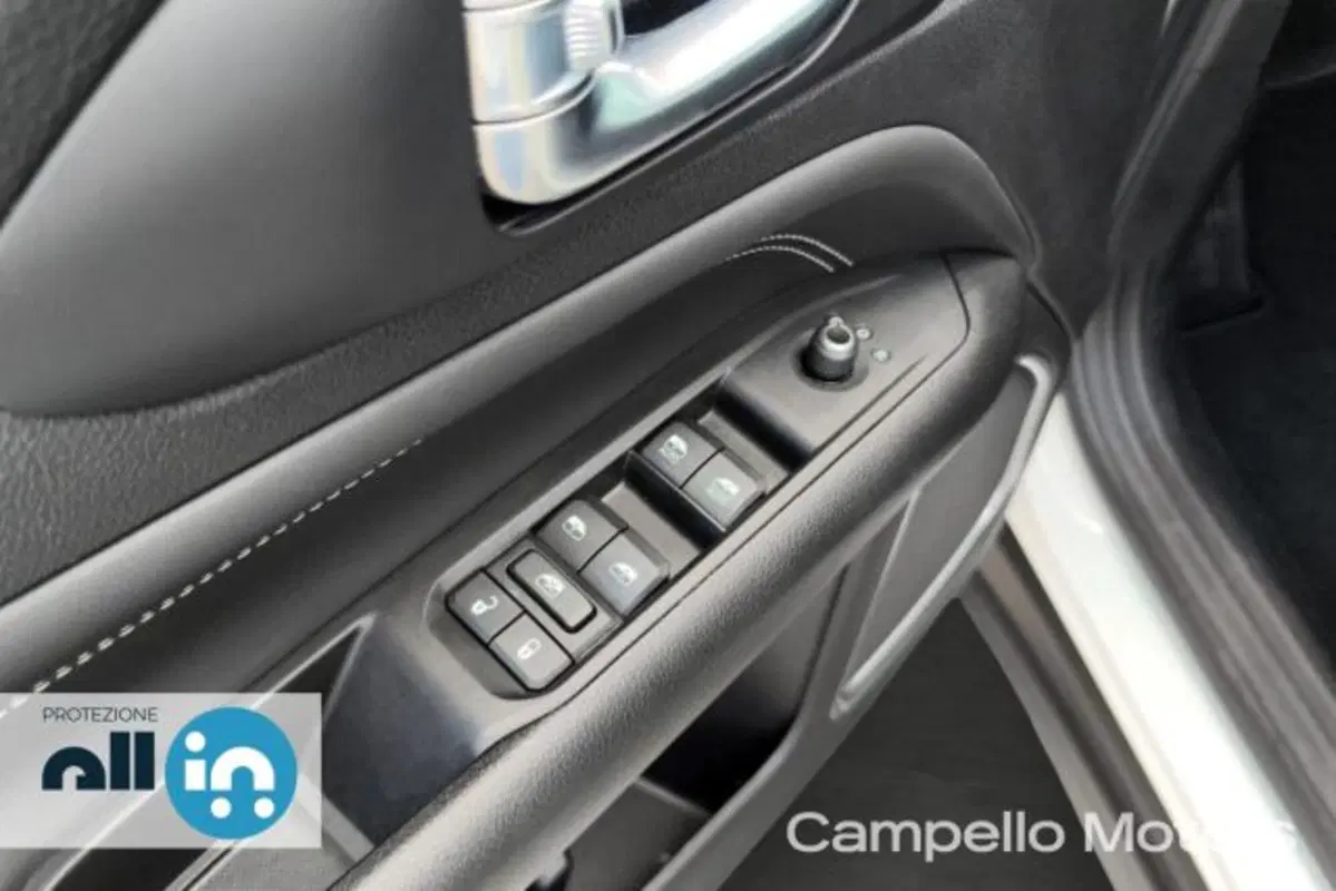 Jeep Compass usata a Venezia (16)