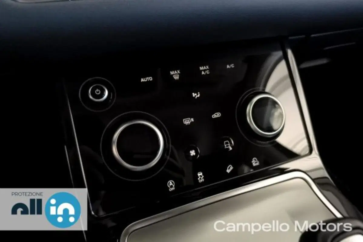 Land Rover Range Rover Evoque usata a Venezia (12)