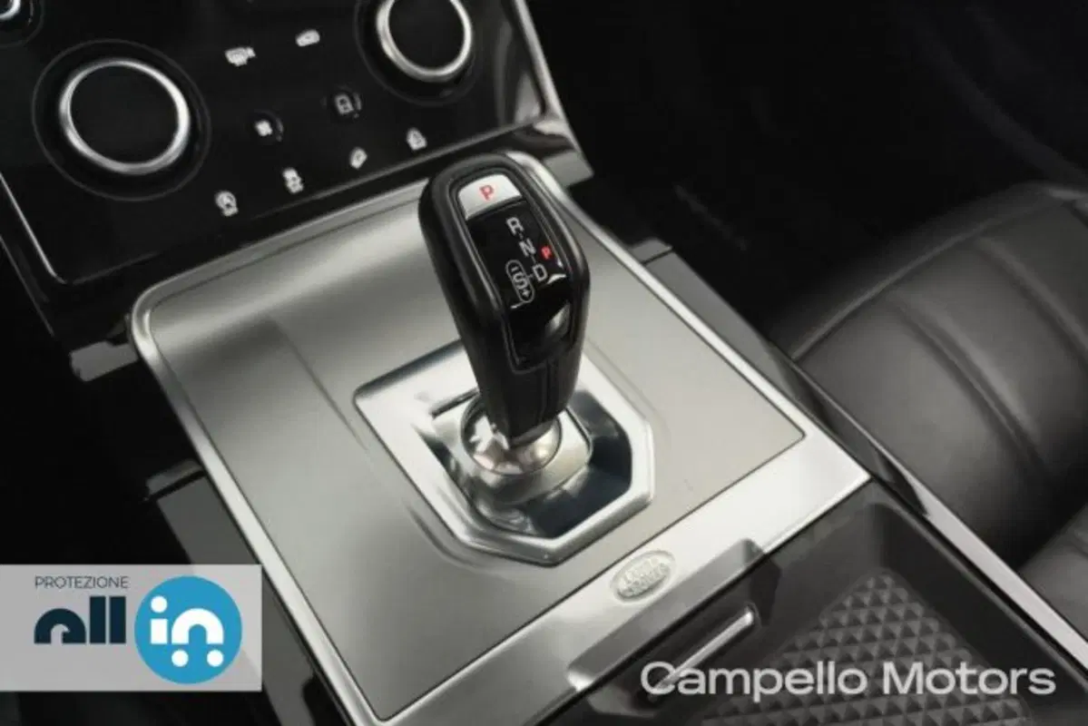 Land Rover Range Rover Evoque usata a Venezia (13)