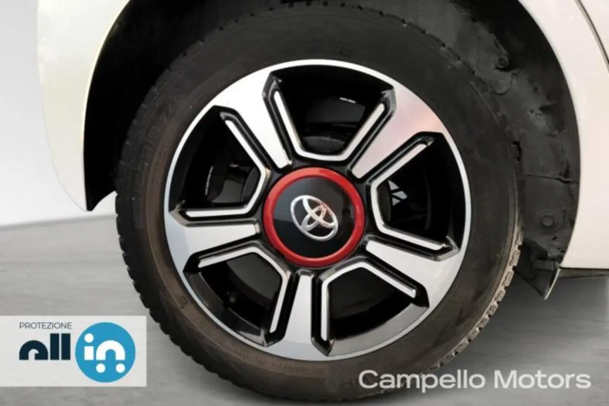 Toyota Aygo usata a Venezia (15)