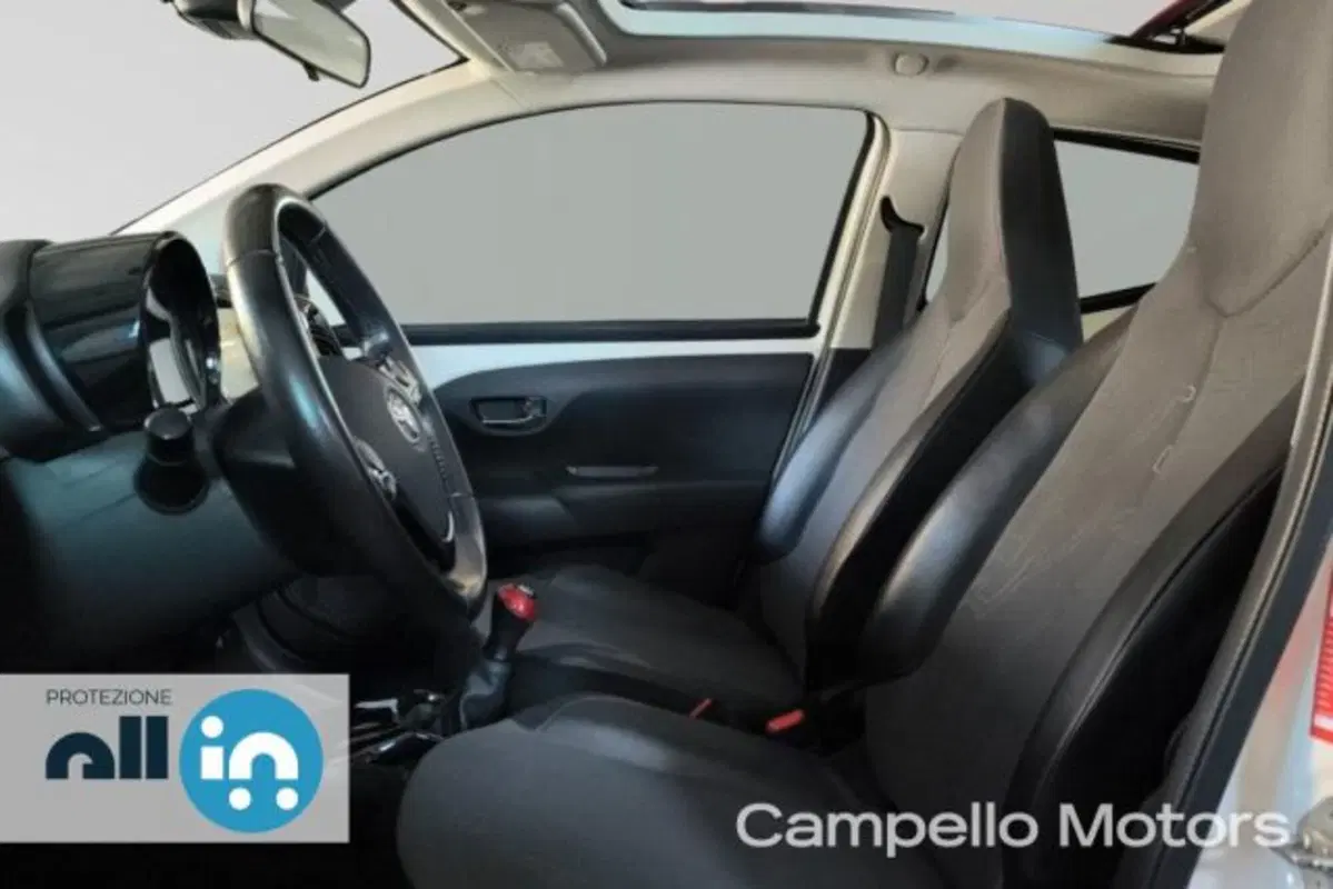 Toyota Aygo usata a Venezia (8)