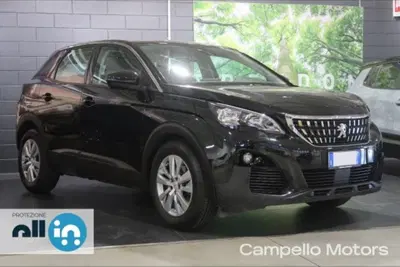 Peugeot 3008 PureTech Turbo 130 S&amp;S Active Pack del 2018 usata a Venezia