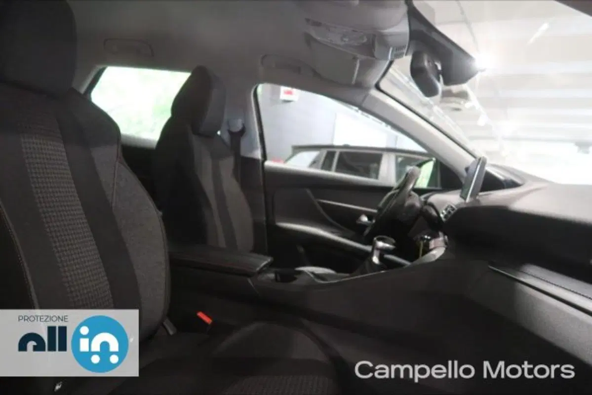 Peugeot 3008 usata a Venezia (14)
