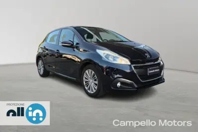 Peugeot 208 82 3 porte Active del 2017 usata a Venezia