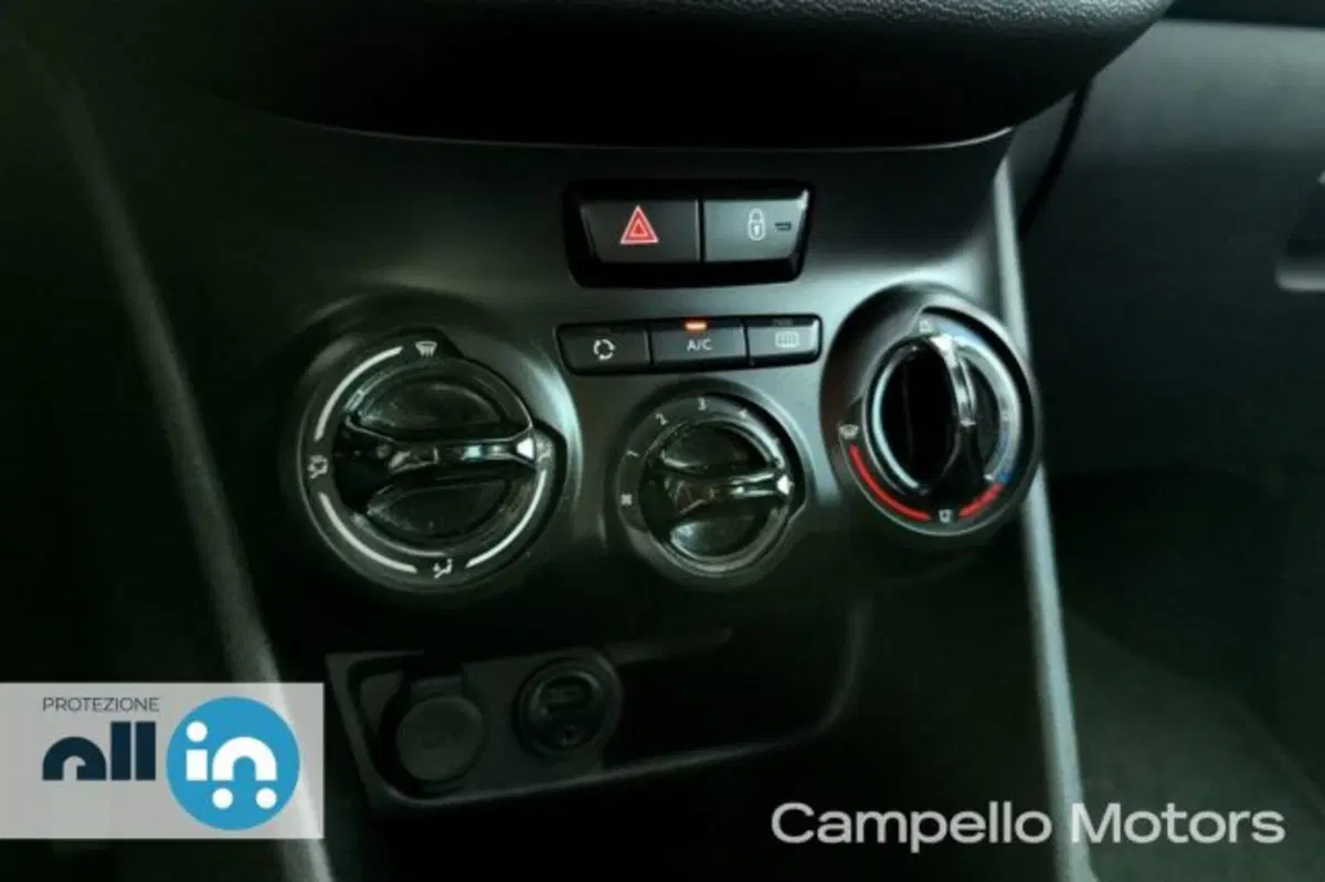 Peugeot 208 usata a Venezia (12)