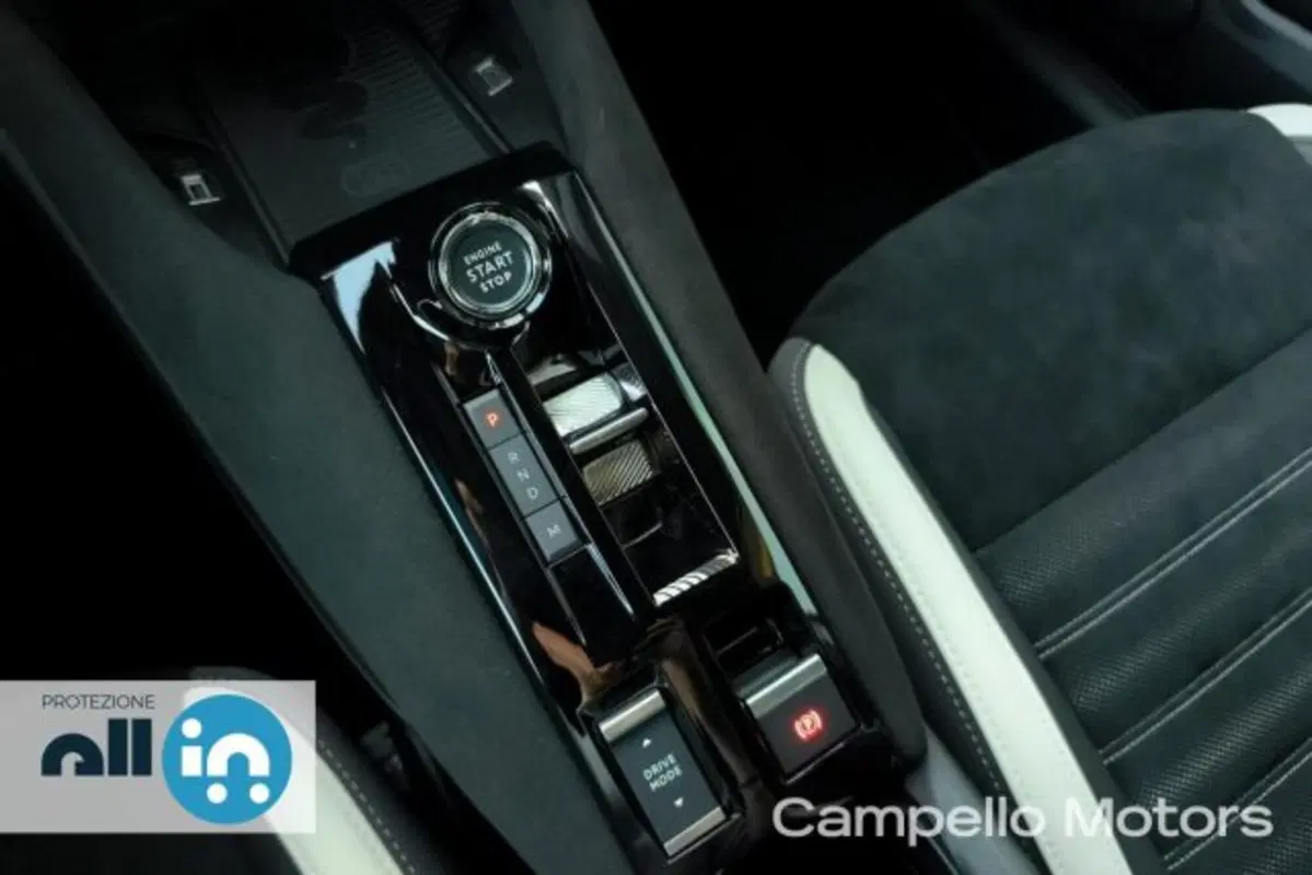 Alfa Romeo Junior nuova a Venezia (14)