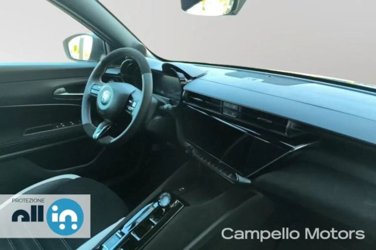 Alfa Romeo Junior nuova a Venezia (15)