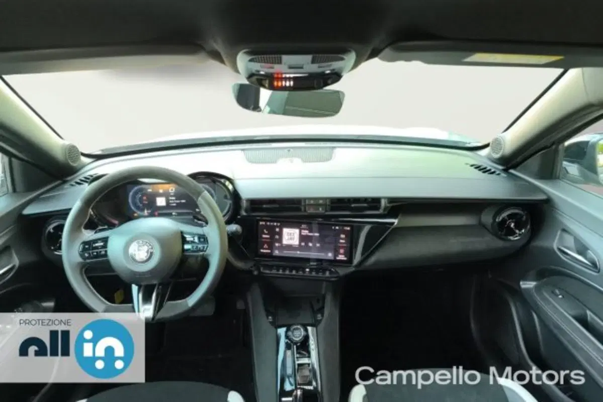 Alfa Romeo Junior nuova a Venezia (7)