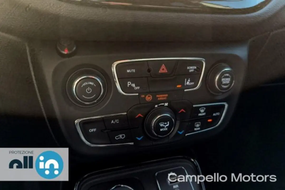 Jeep Compass usata a Venezia (12)