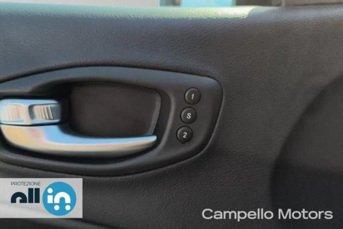 Jeep Compass usata a Venezia (18)
