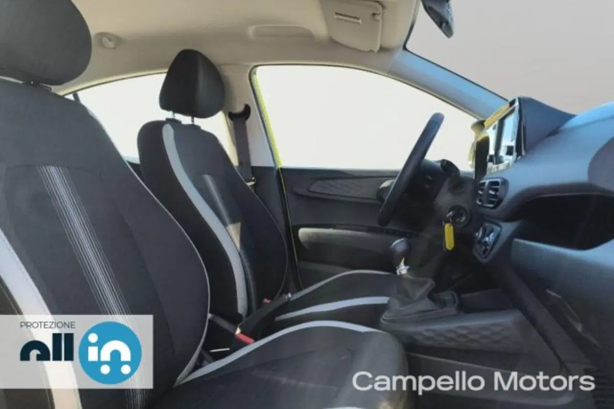 Hyundai i10 usata a Venezia (5)