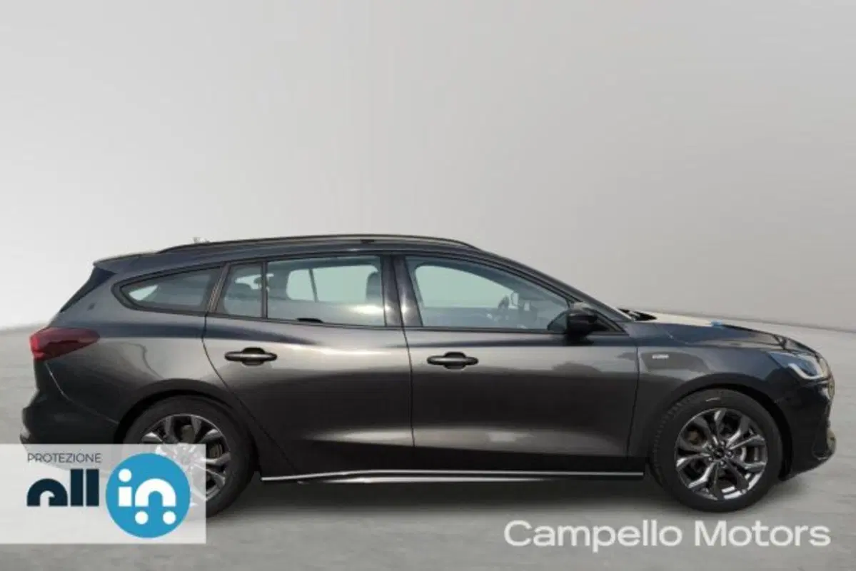 Ford Focus Station Wagon usata a Venezia (6)