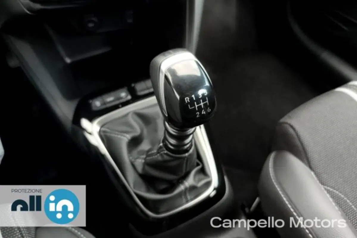Opel Corsa usata a Venezia (13)