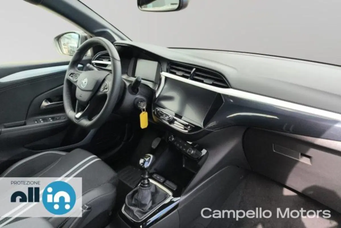Opel Corsa usata a Venezia (14)