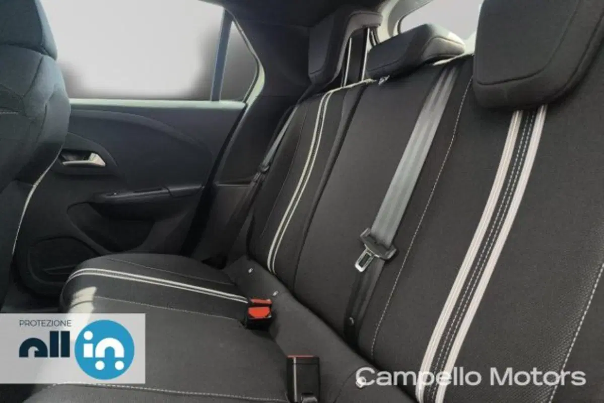 Opel Corsa usata a Venezia (6)