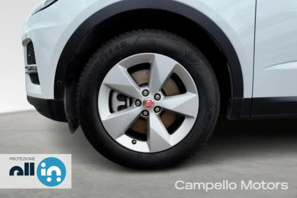 Jaguar E-Pace usata a Venezia (20)
