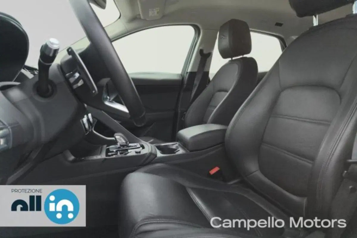 Jaguar E-Pace usata a Venezia (5)