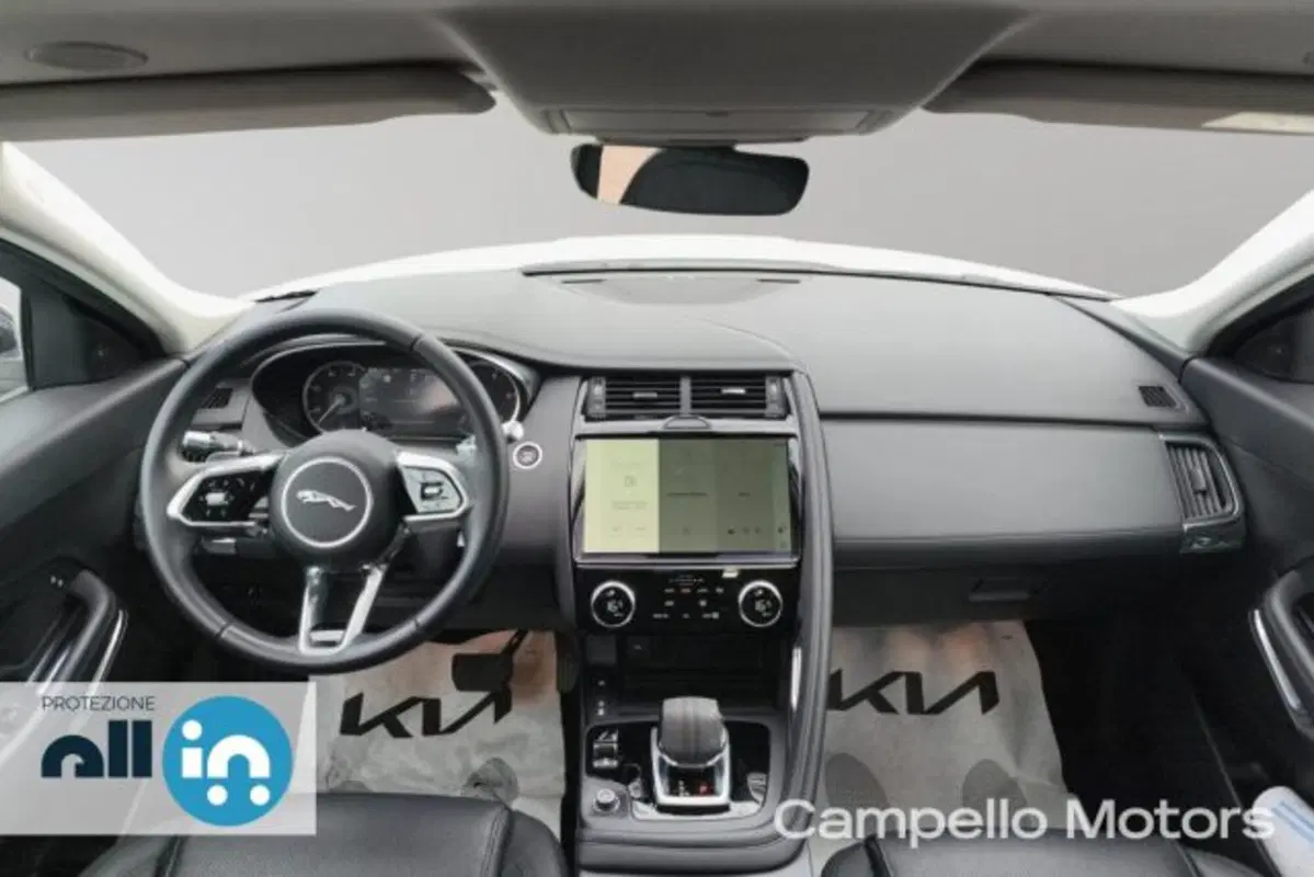 Jaguar E-Pace usata a Venezia (7)