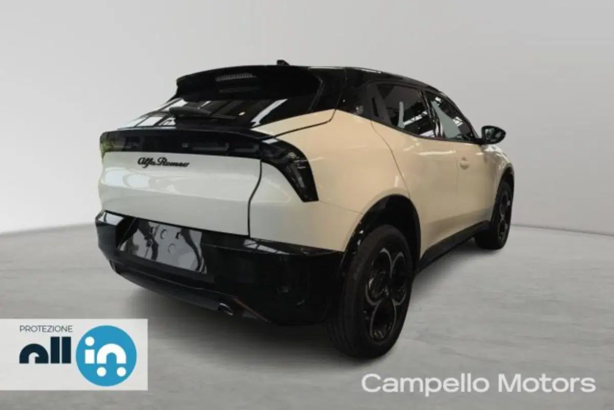 Alfa Romeo Junior nuova a Venezia (3)