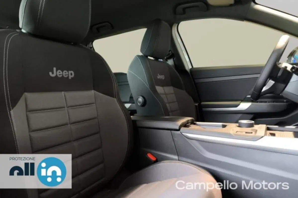 Jeep Compass nuova a Venezia (15)