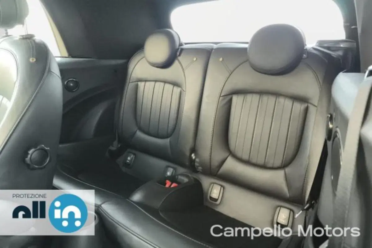 MINI Mini Cabrio usata a Venezia (9)