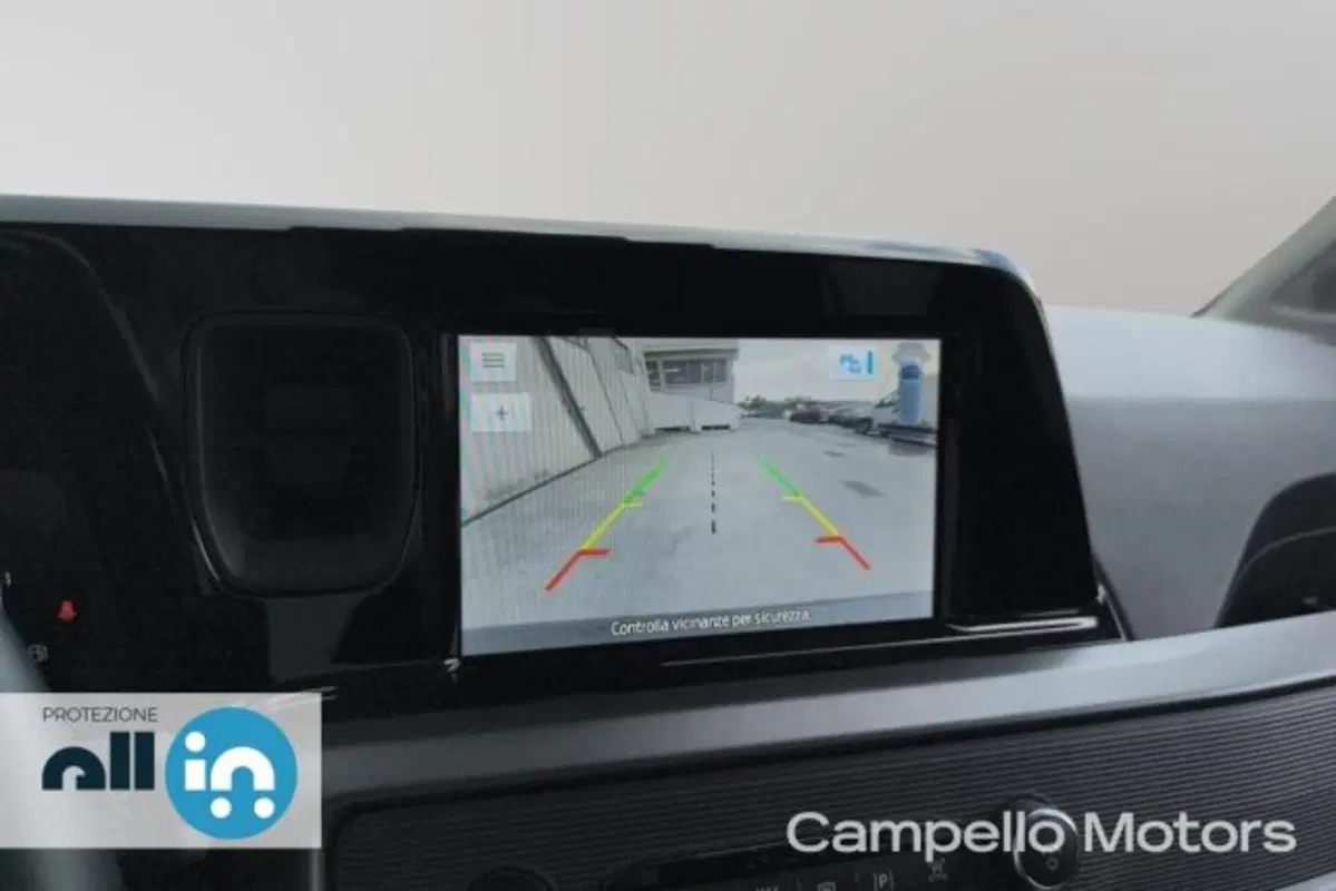 Ford Tourneo Courier usata a Venezia (11)