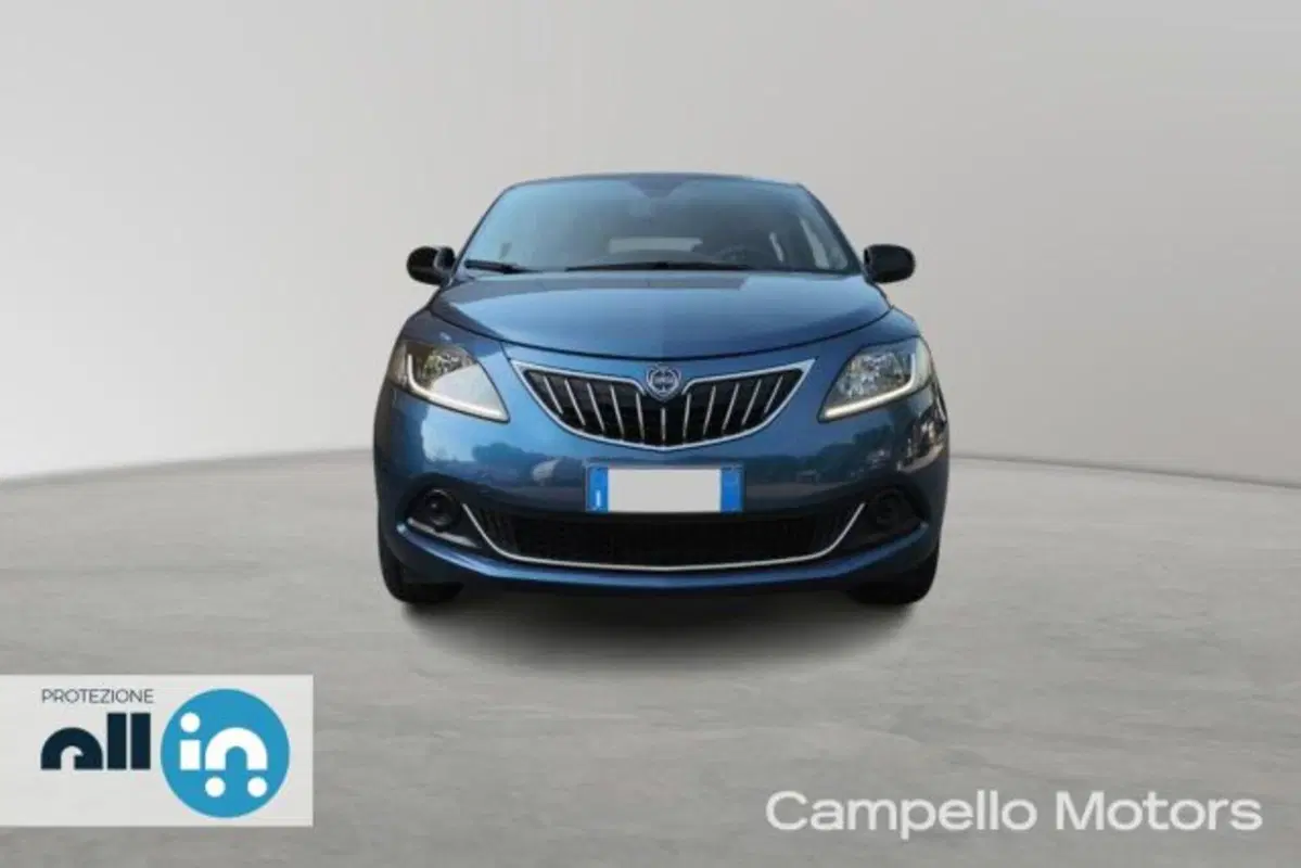 Lancia Ypsilon usata a Venezia (2)