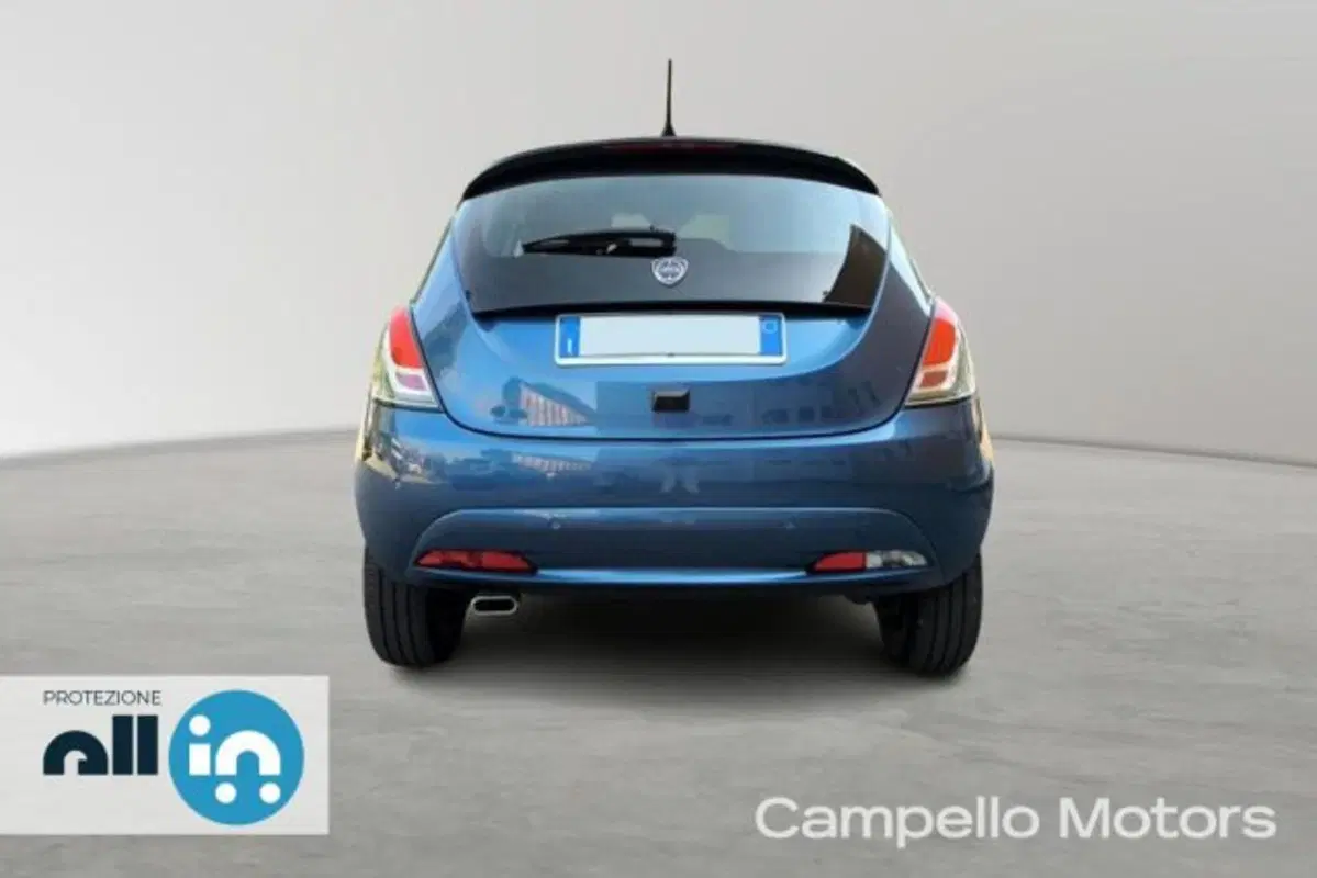 Lancia Ypsilon usata a Venezia (5)