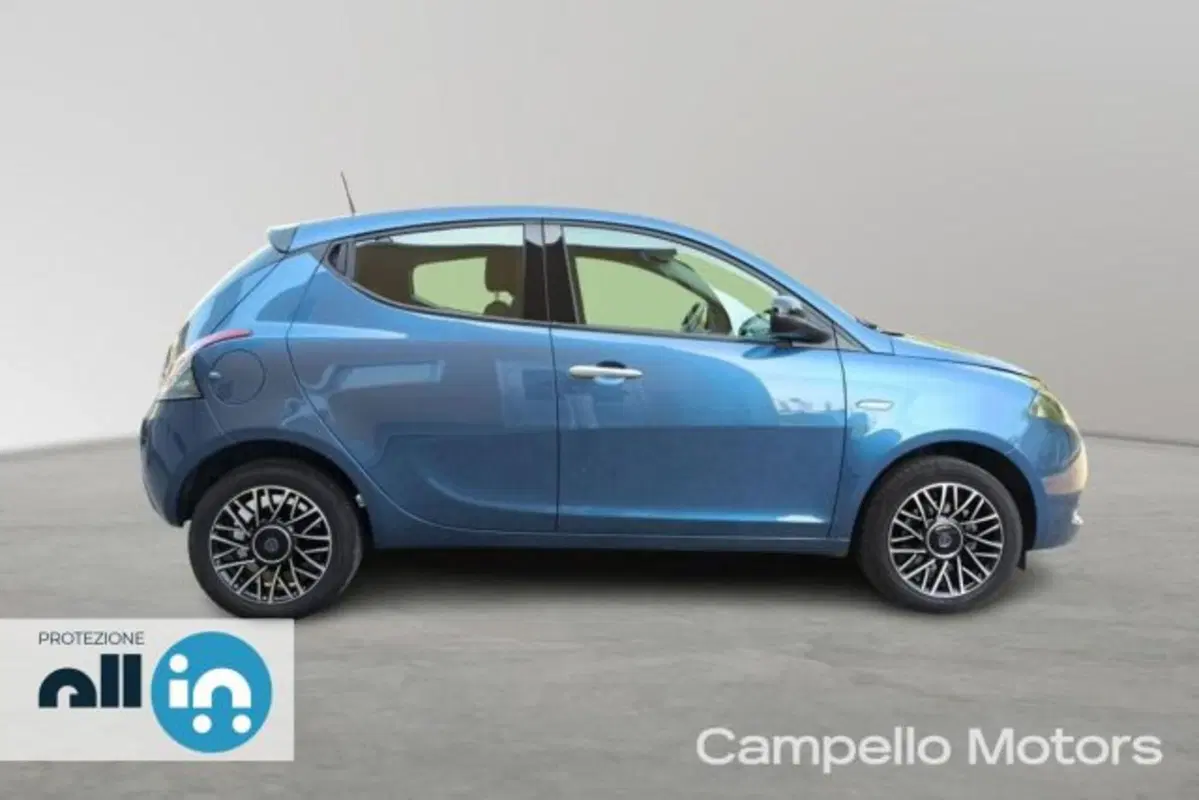 Lancia Ypsilon usata a Venezia (7)