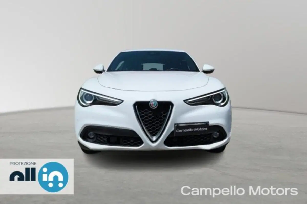 Alfa Romeo Stelvio usata a Venezia (2)