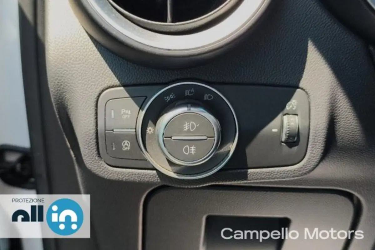 Alfa Romeo Stelvio usata a Venezia (20)