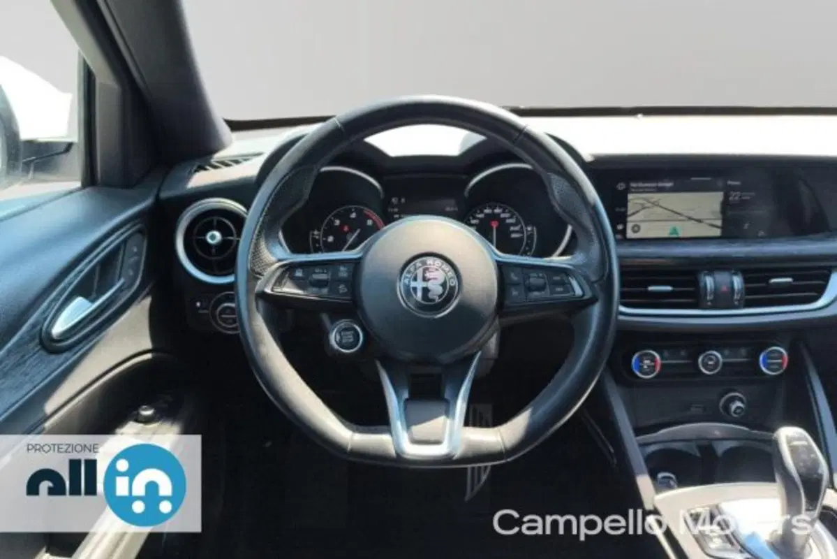 Alfa Romeo Stelvio usata a Venezia (8)
