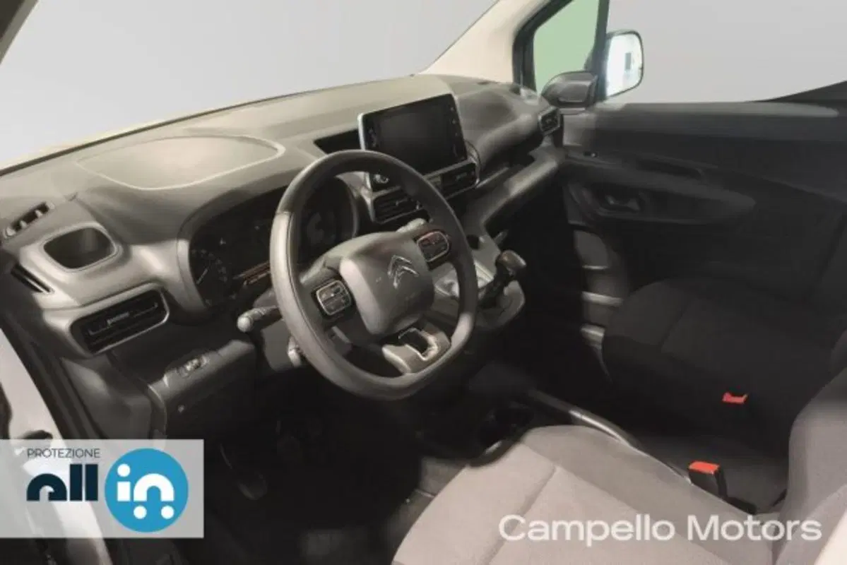 Citroen Berlingo usata a Venezia (10)