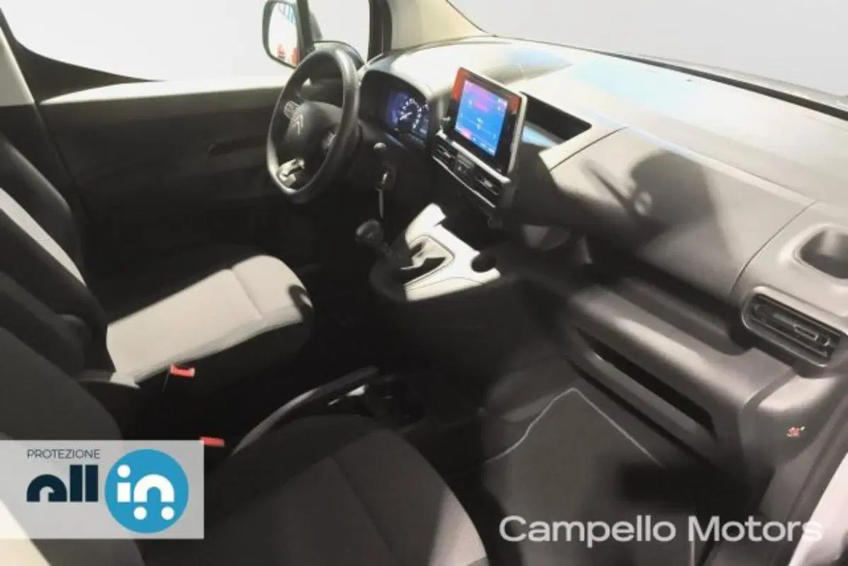 Citroen Berlingo usata a Venezia (12)