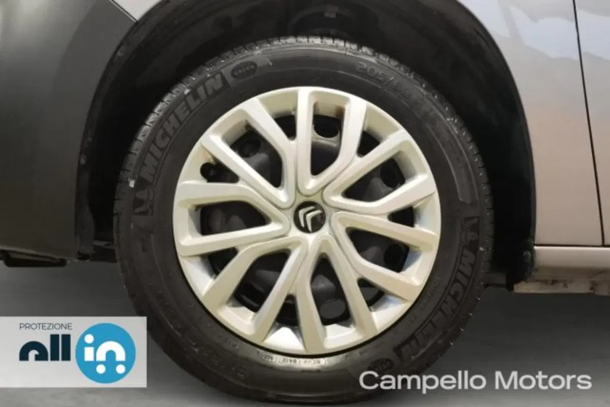 Citroen Berlingo usata a Venezia (15)