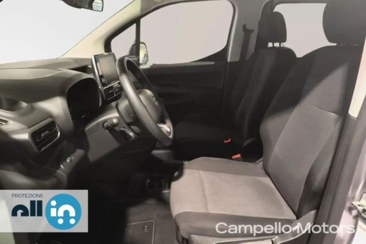Citroen Berlingo usata a Venezia (7)