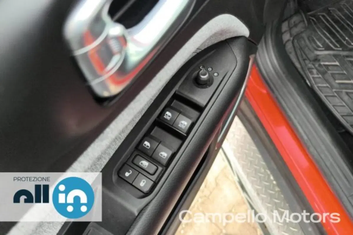 Jeep Compass usata a Venezia (13)