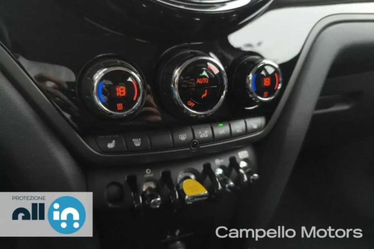 MINI Mini Countryman usata a Venezia (12)