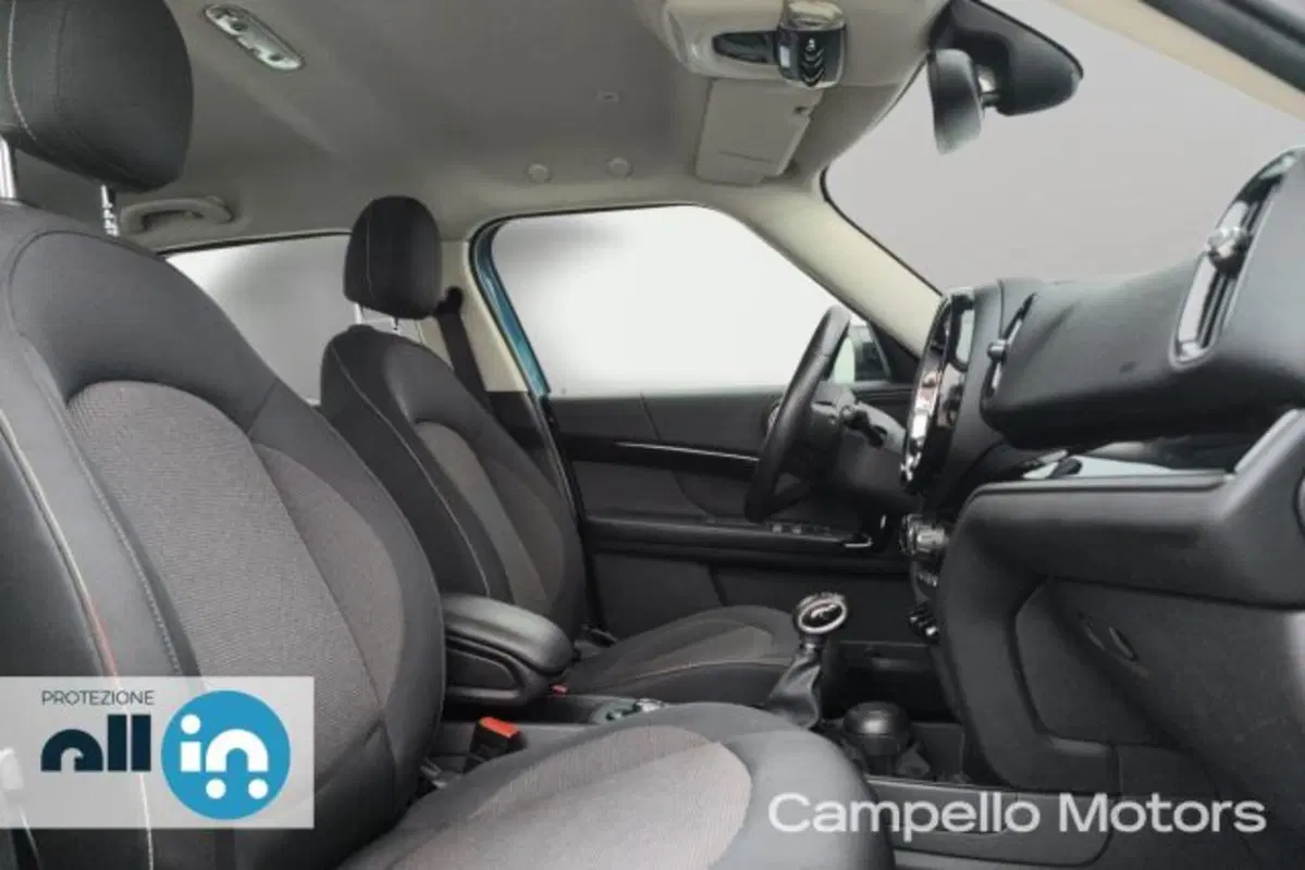 MINI Mini Countryman usata a Venezia (16)